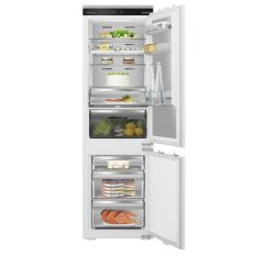 Hisense RB5B250SSWC1 image of fridge freezer stocked with food